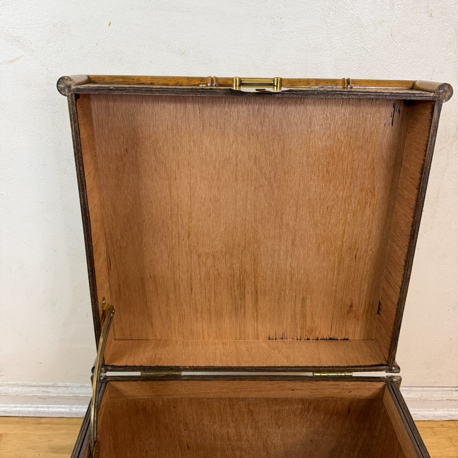 Vintage Bamboo Lidded Chest Trunk Hamper Herringbone Woven Wicker