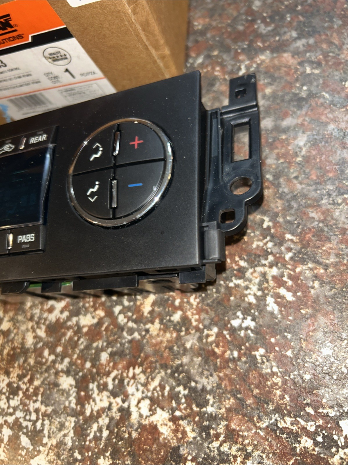 dorman oe solutions-climate Control Fits Select 2007-2009 Chevy Suburb, Gmc Yuko