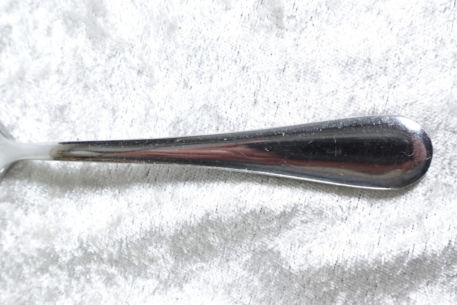 Icarus Pattern By Oneida Stainless Steel Flatware 11 Place Oval Soup Spoons