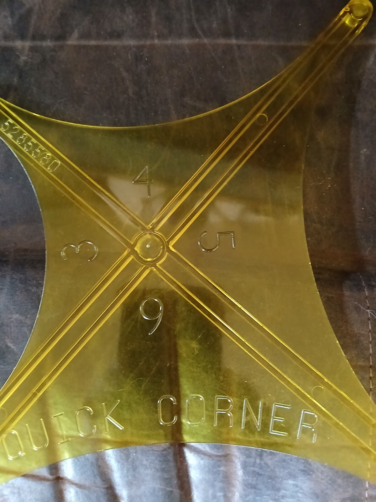 Set of 4 Used Quick Corner Corner Templates