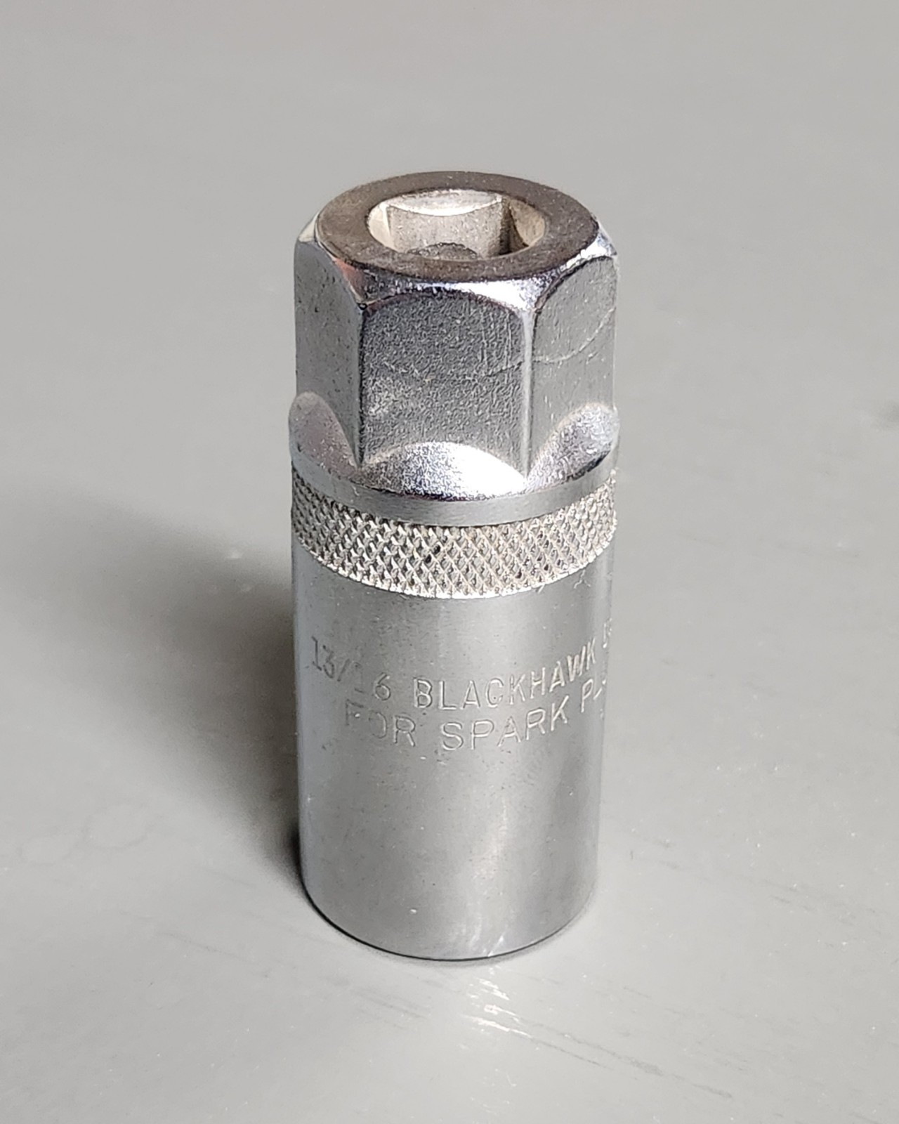 Blackhawk USA 3/8" Dr 13/16" Spark Plug Socket 6Pt Knurled Model HW-1526S NOS