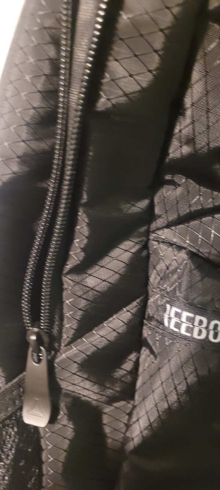 Reebok Black Hiking Backpack With Laptop Pocket/ Straps