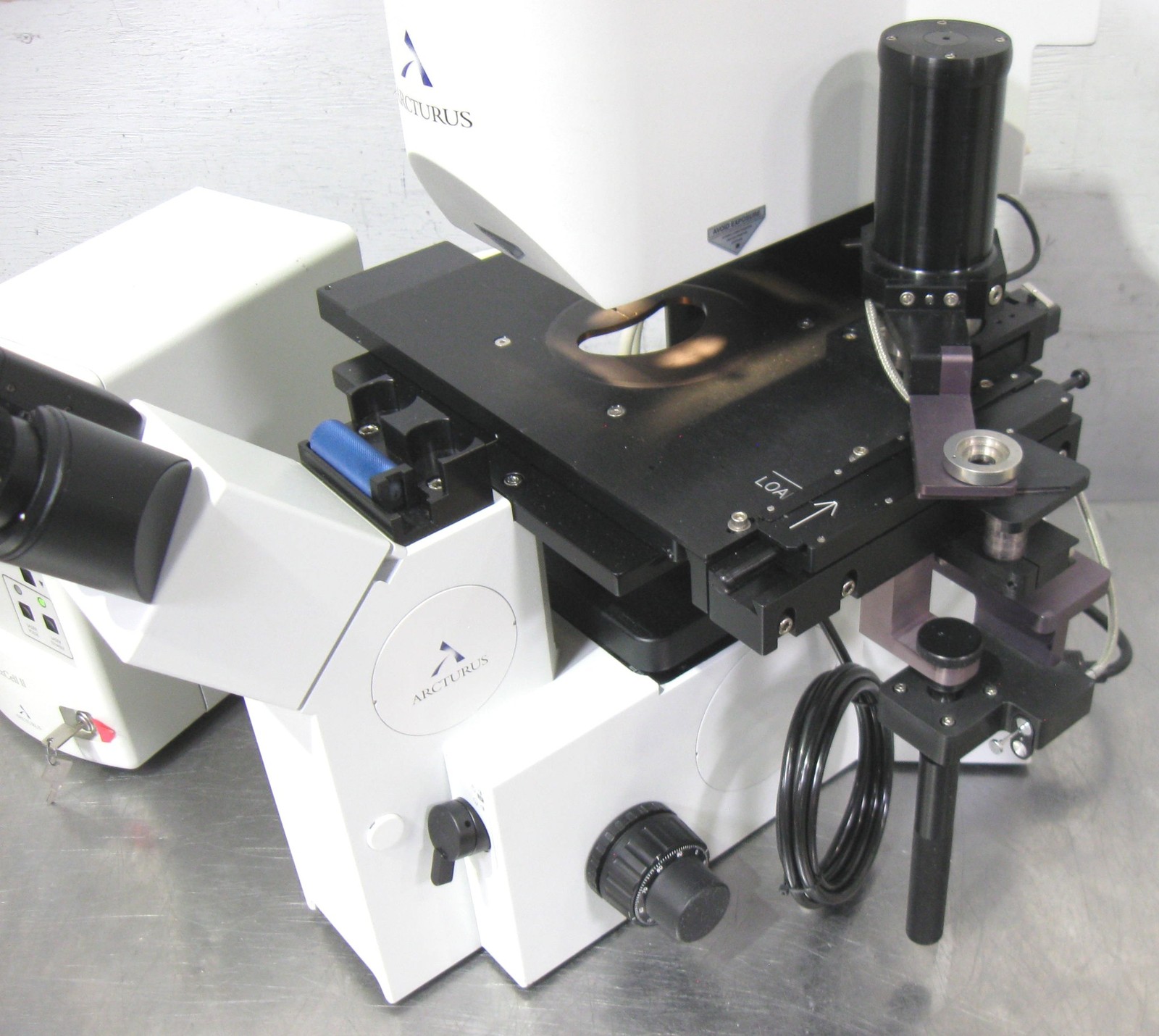 C200642 Arcturus PXL-200 PixCell II Instrument Laser Microscope w/ Controller