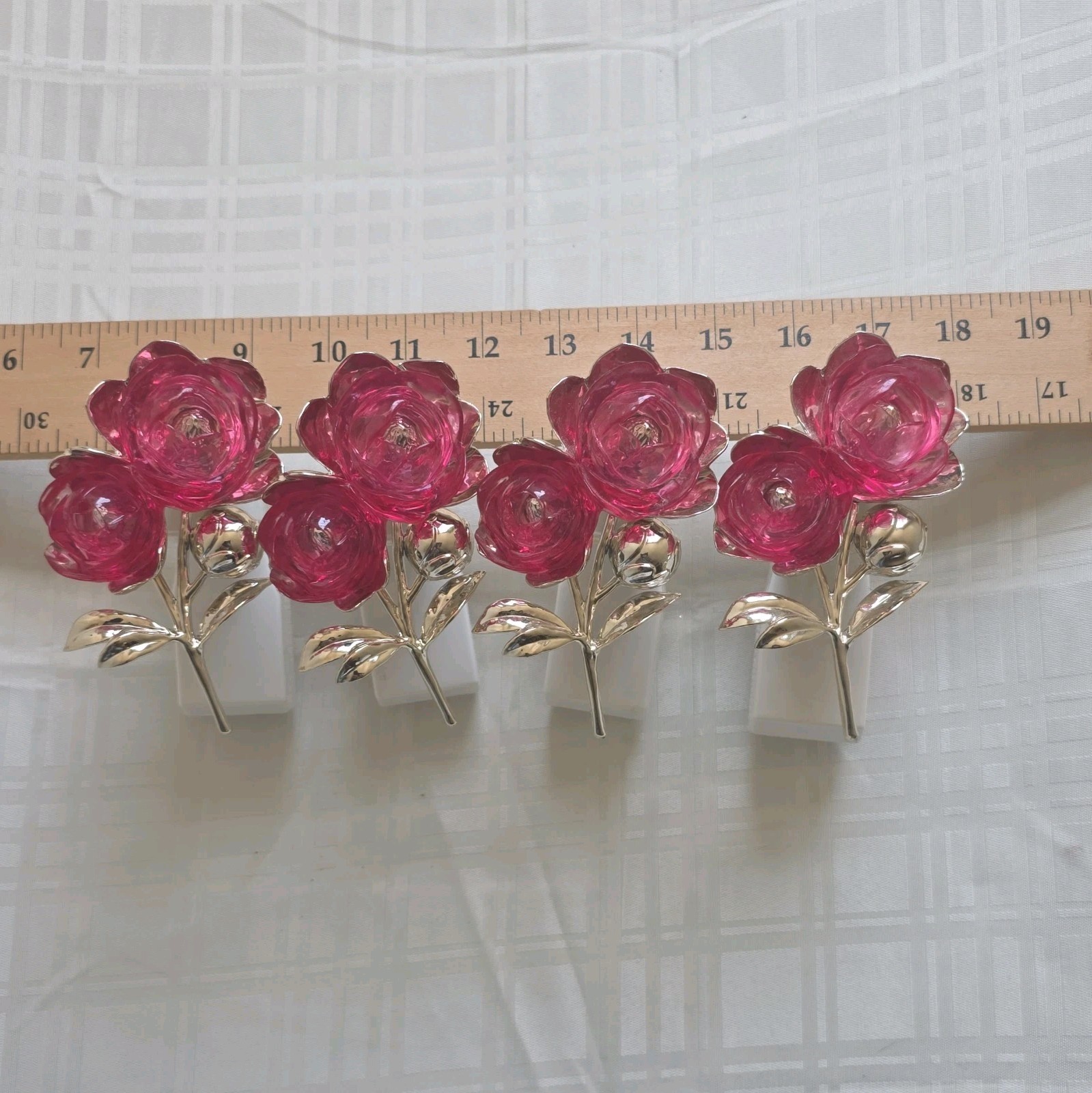 Wallflower Set of 4 Plug-In Night Lights Pink Rose Flower Theme White Silver