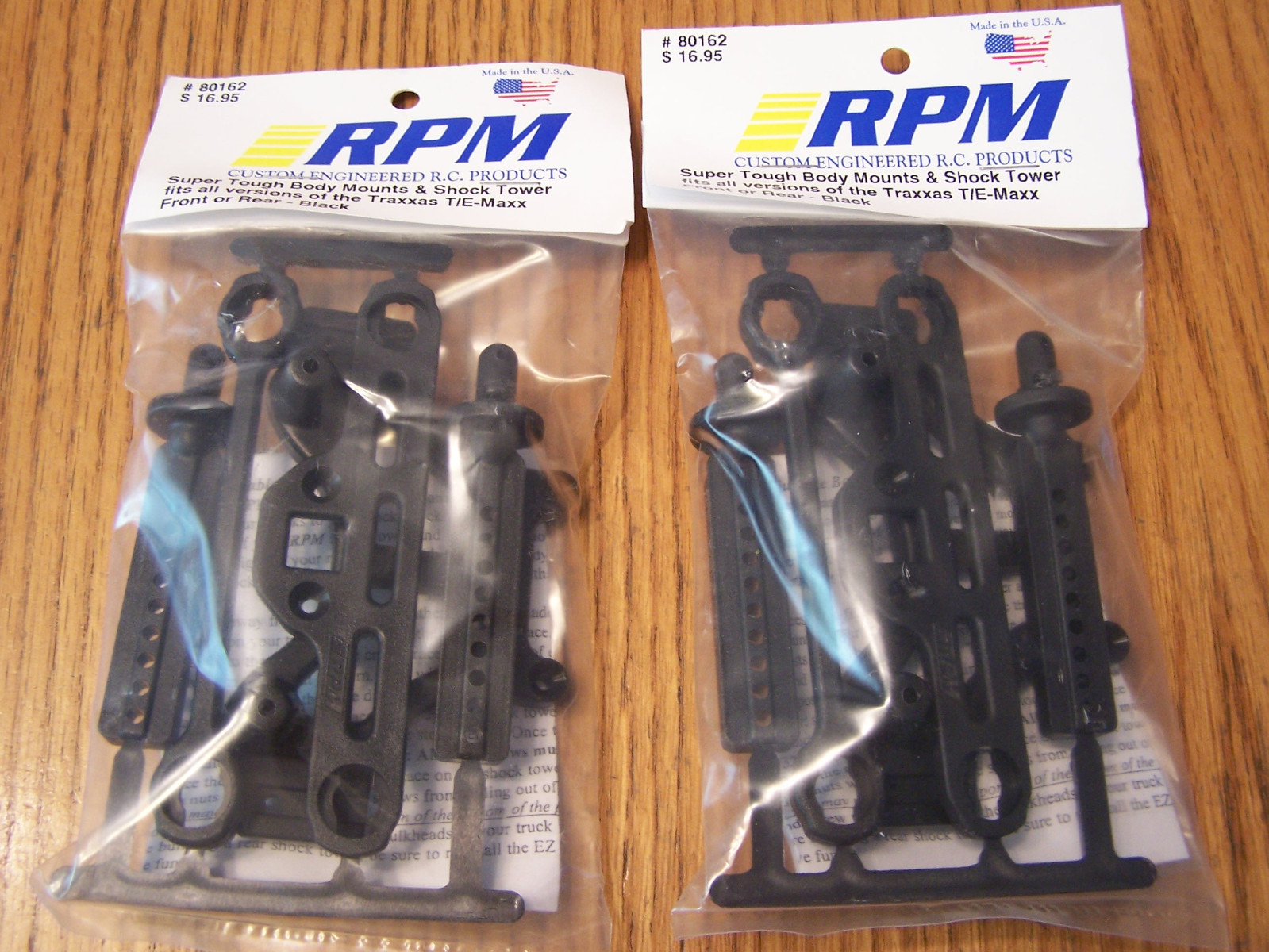 2 RPM 80162 Front Rear Black Shock Towers Body Mount Traxxas 2.5 3.3 Tmaxx Emaxx
