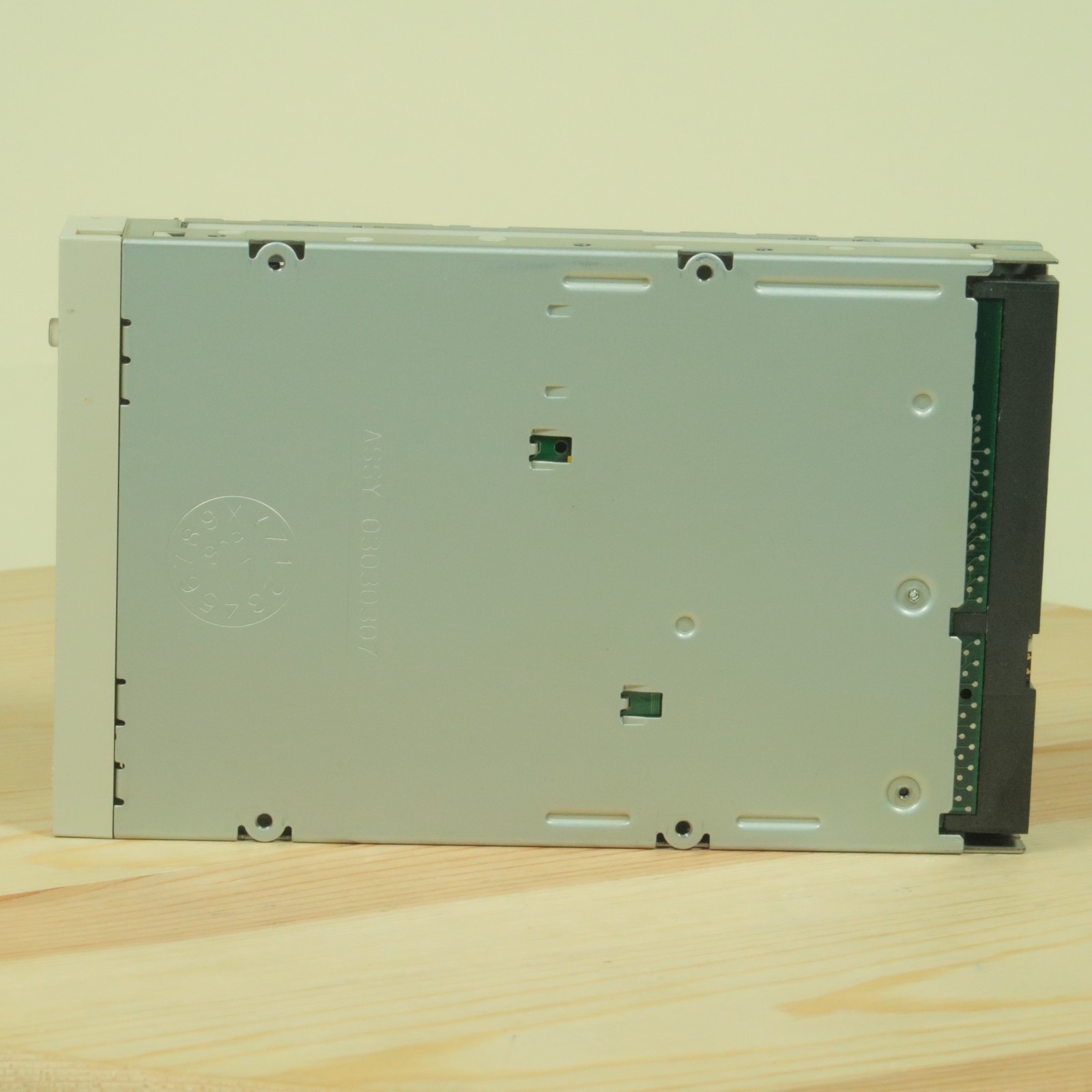 Iomega IDE Internal 3.5" Zip Drive Z100ATAPI ZIP Compatible With 100MB Disks