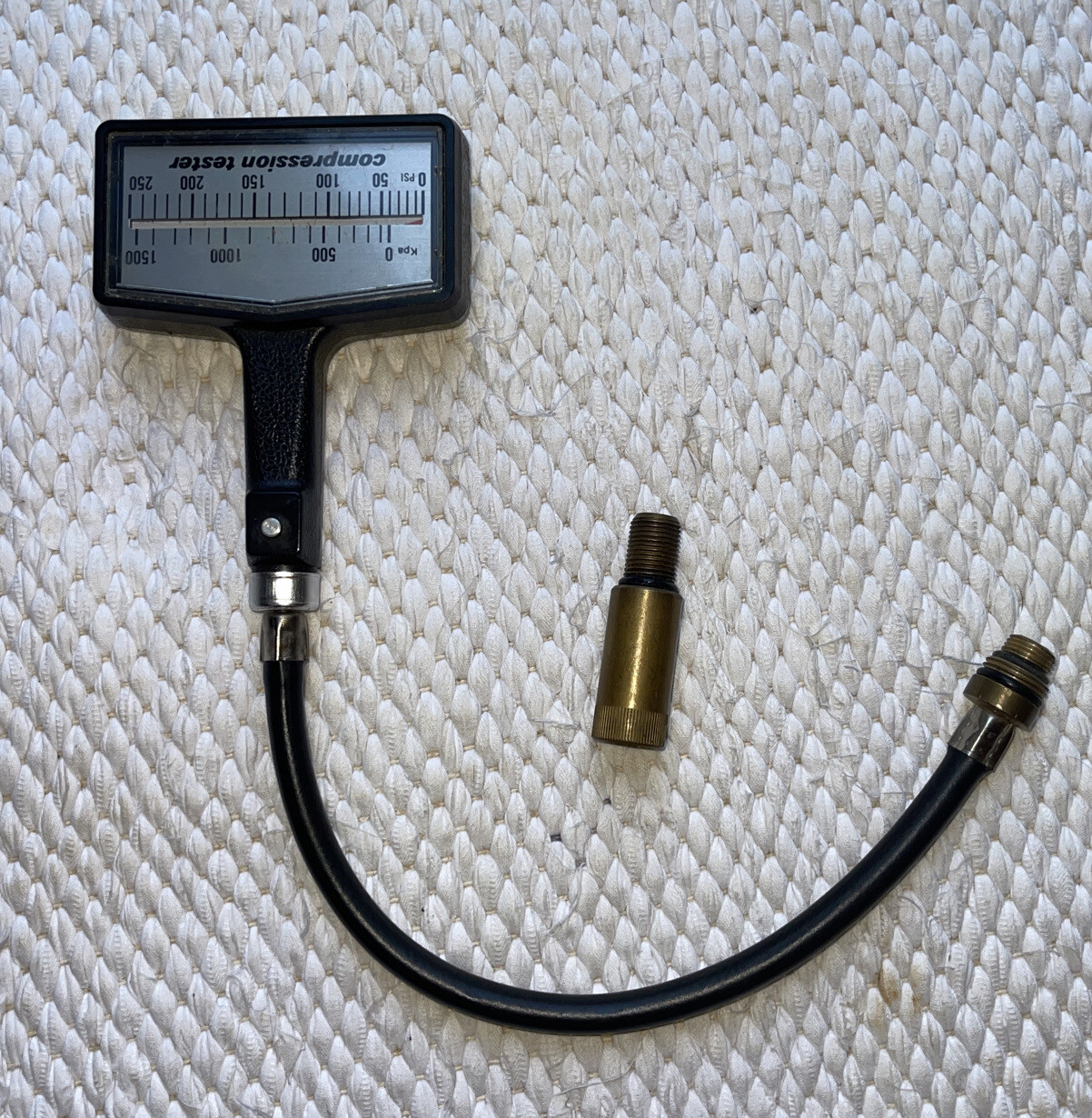 Vintage  Classic Car Engine Compression Tester SAE Threads