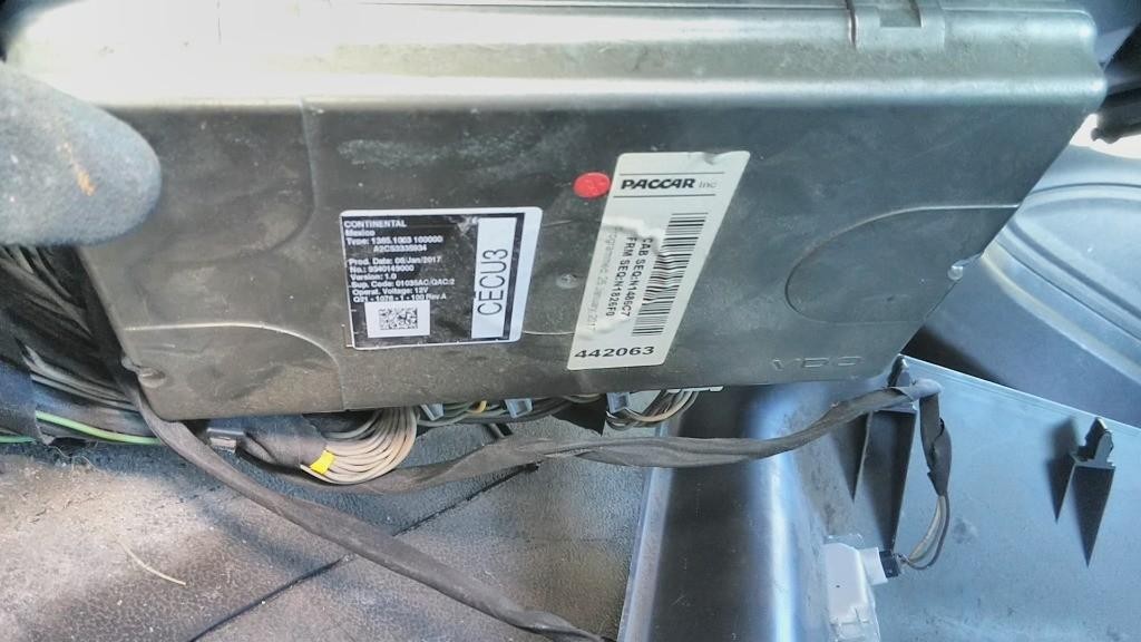 Replaces Q21-1076-1-100 2018 PETERBILT 579 CAB CONTROL UNIT MODULE ,  OH