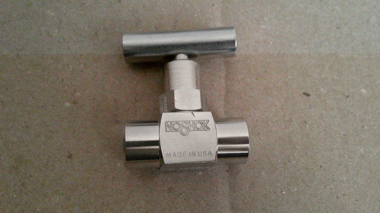 NEW OPEN BOX NOSHOK 101-FFS MINI VALVE, STAINLESS STEEL, 1/8" NPT.