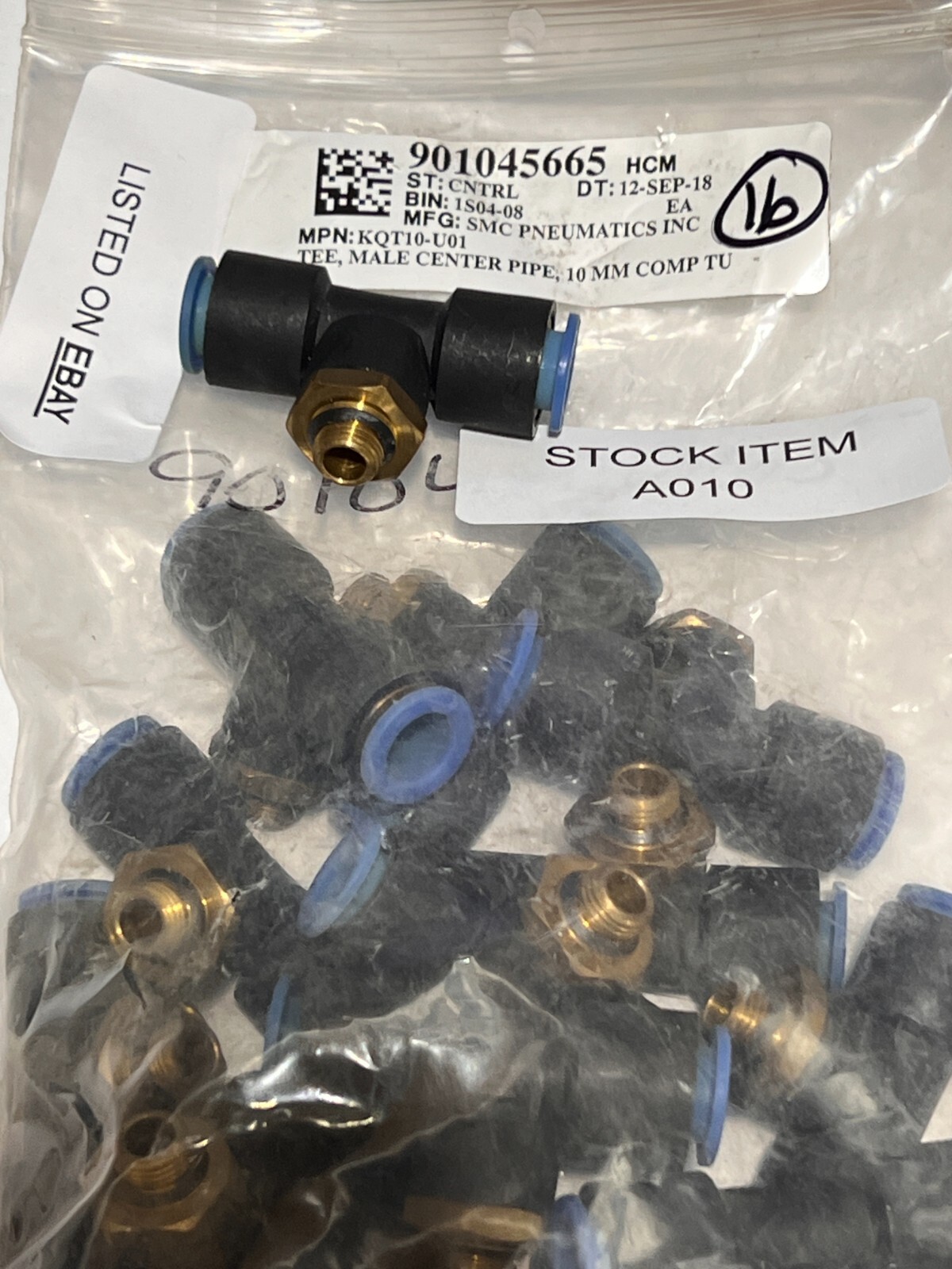 SMC KQT10-U01 Pneumatic Tee Threaded-to-Tube Adapter Push In 10mm 1no A010 QTy 1