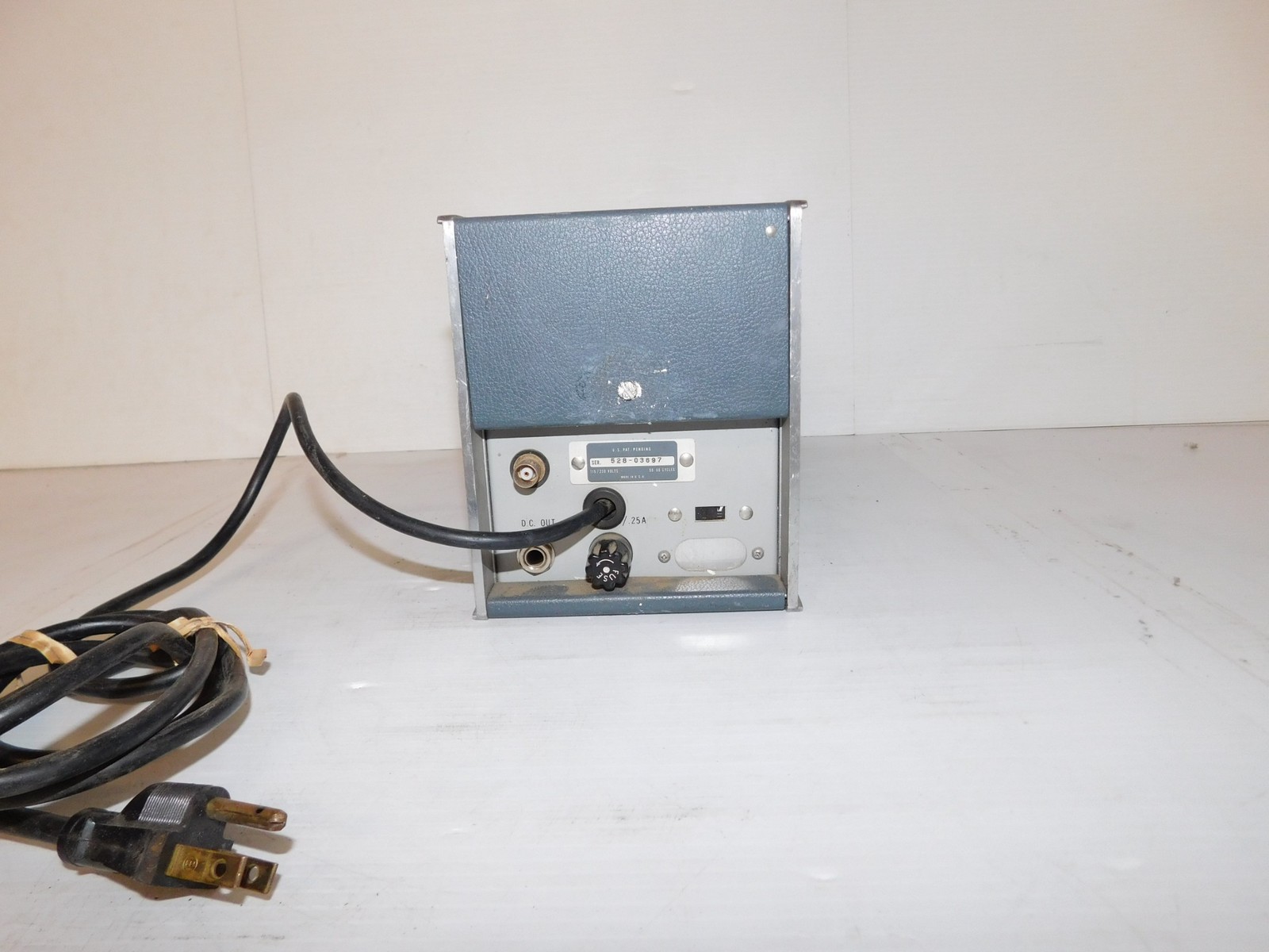 HEWLETT PACKARD HP 3400A RMS VOLTMETER (DPA61)