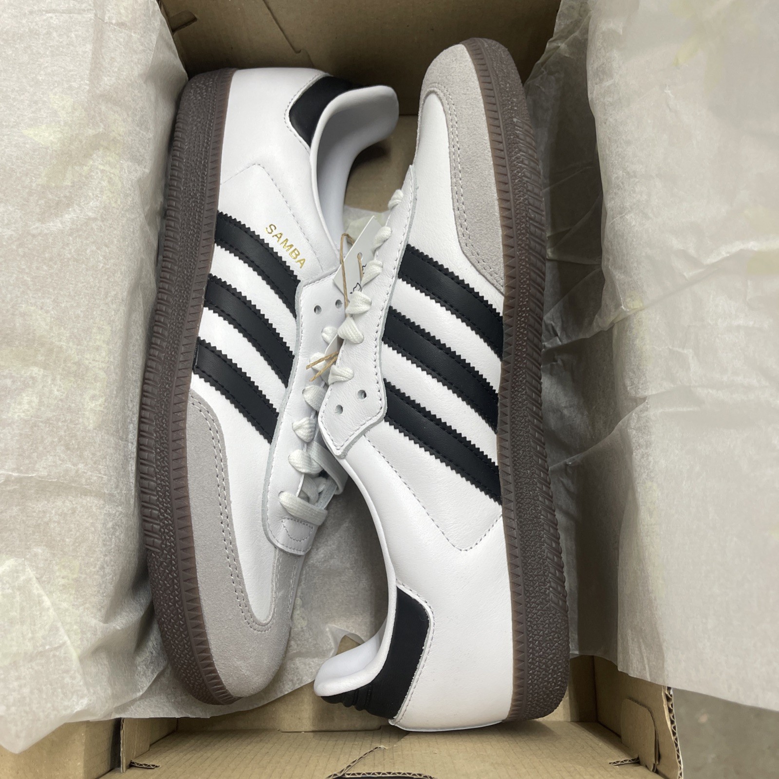 Adidas Sambae Womens Size 9.5White Black Shoes  b75806- NEW
