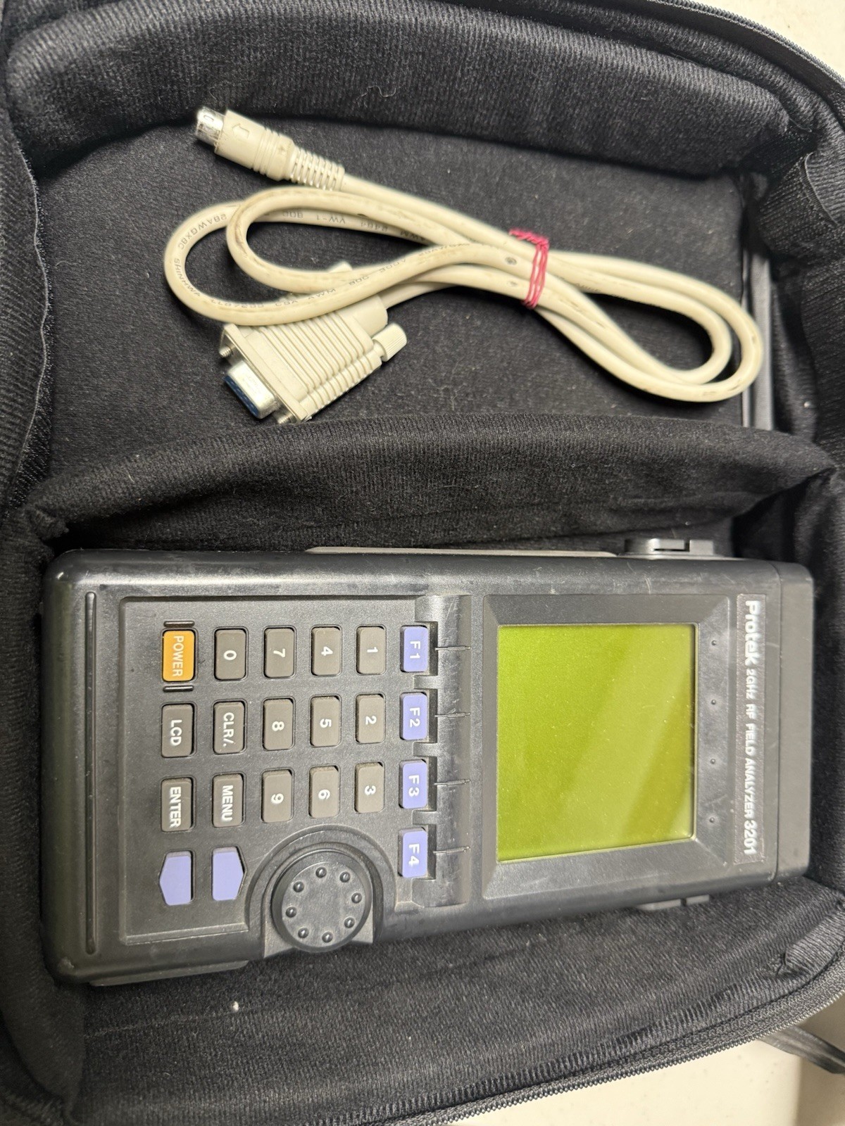 Protek 3201 2GHz Hand-Held RF Field Strength Analyzer - FOR PARTS / NOT WORKING