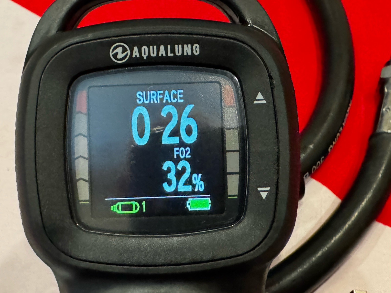 AQUALUNG DIVE COMPUTER I330R-2 WAY COLL DIGITAL SYSTEM WITH QUICK DISCONNECT!