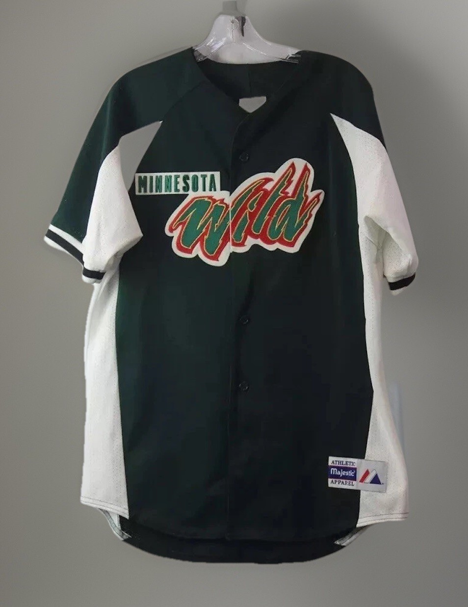 Men's Majestic NHL Minnesota Wild Green ButtonUp Hockey Baseball Jersey Size M