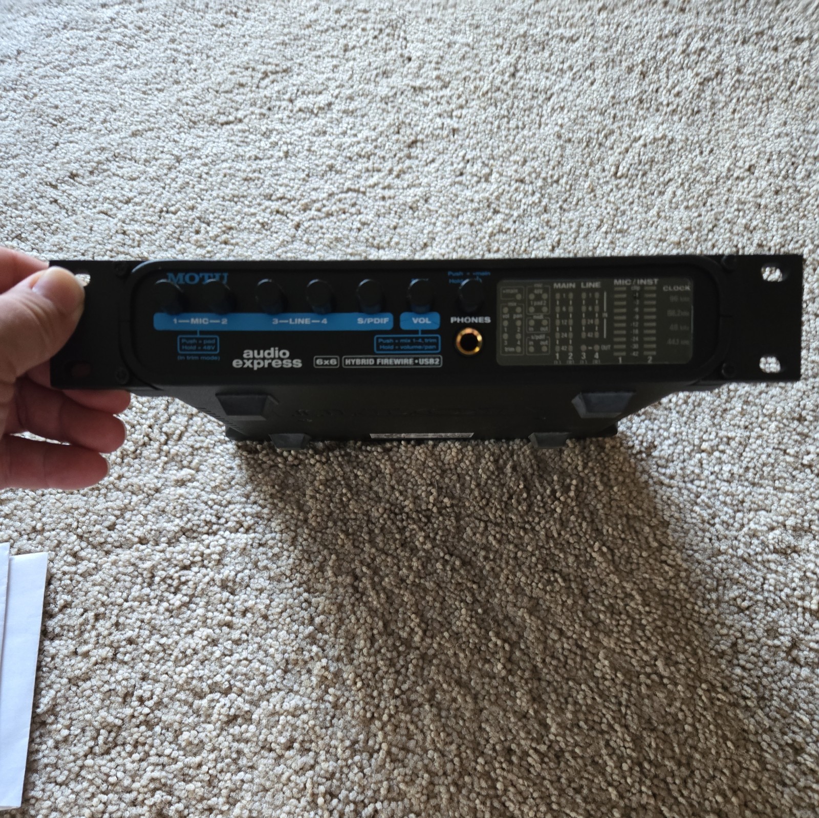 Motu-audio 16 channel mixer
