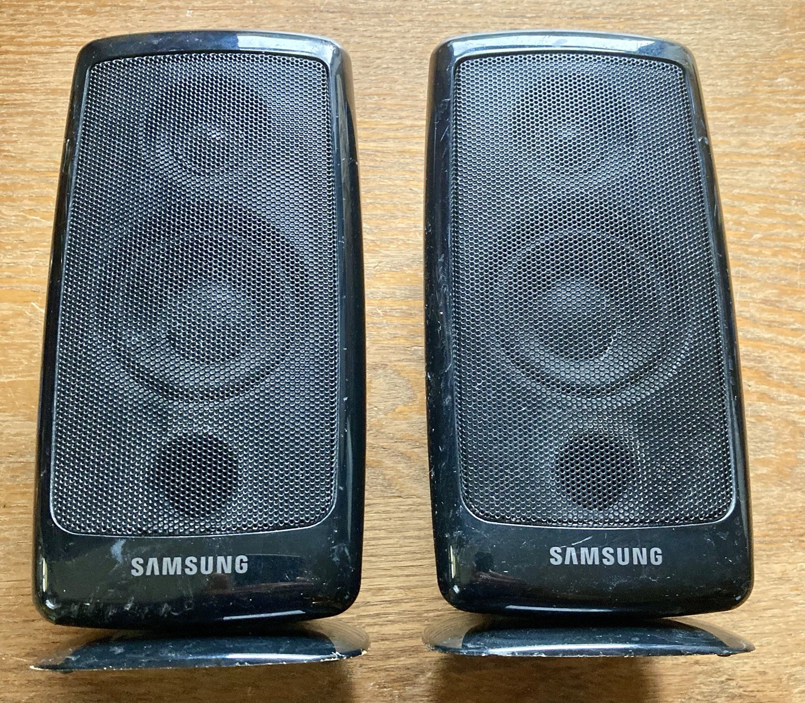 Samsung Speakers PS-FBD1250 Set Of 2