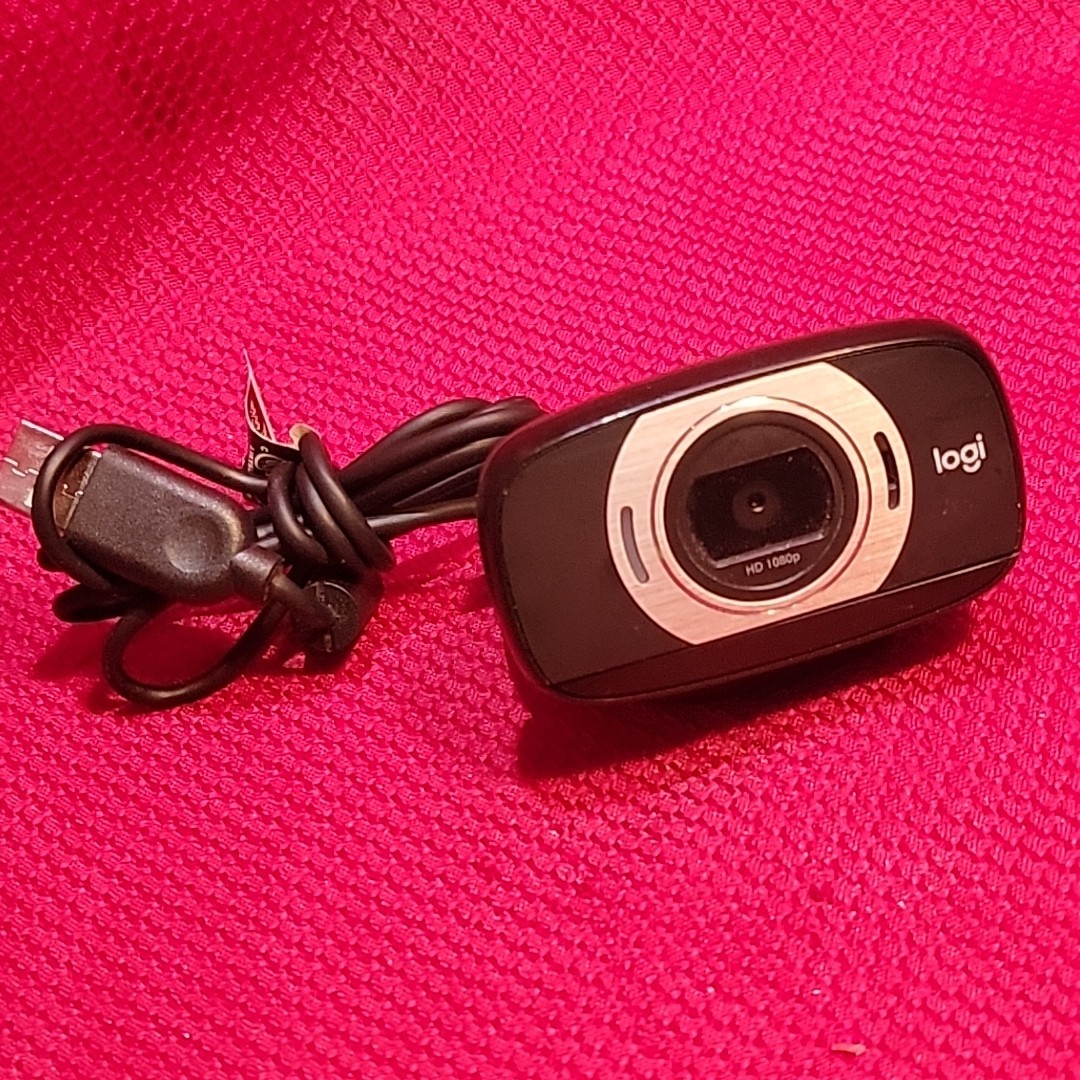 LOGITECH C615 1080p HD Laptop Webcam black autofocus computer w/ microphone