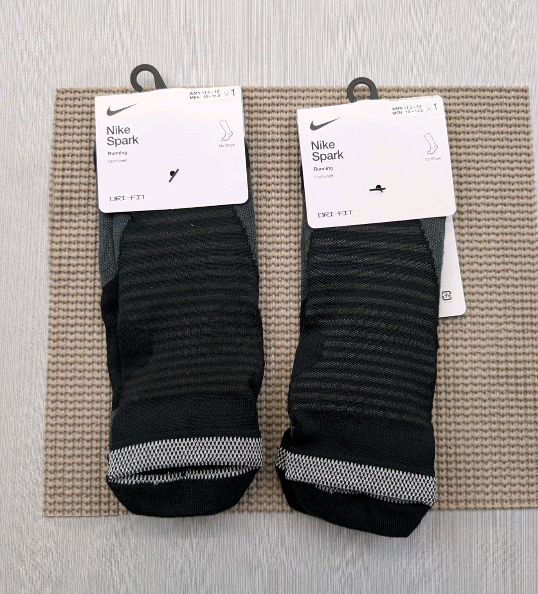 New 2 Pairs Nike Spark Cushioned No Show Running Socks Mens 10-11.5 Black