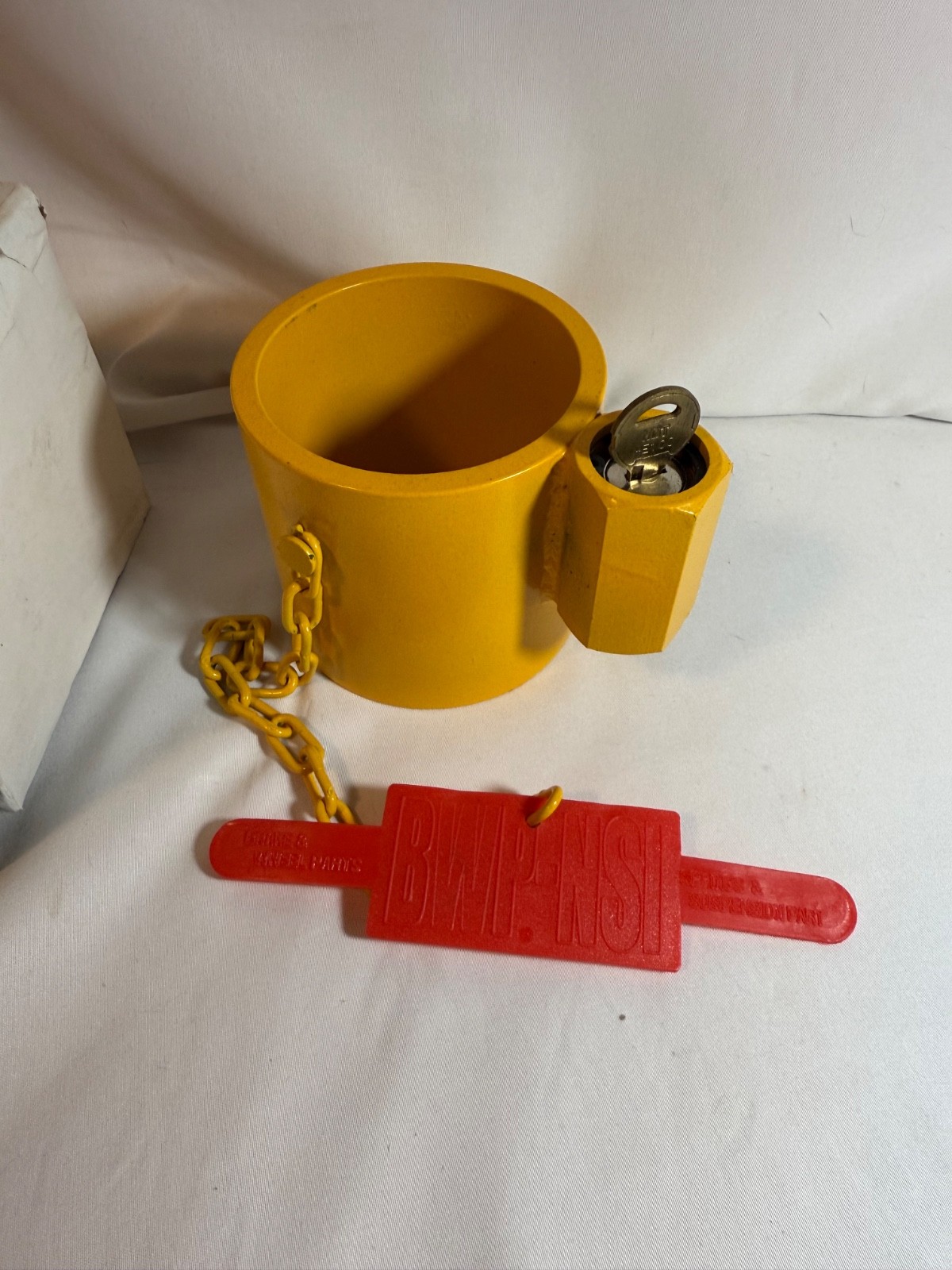 BWP-NSI King Pin Lock Assembly/ with one key E100