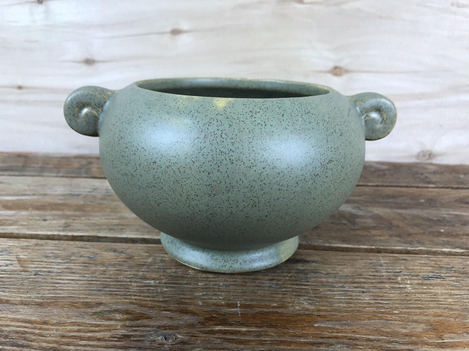 Vtg Mid Century Mccoy Floraline Sage Green Double Ear Round Planter Jardinierre