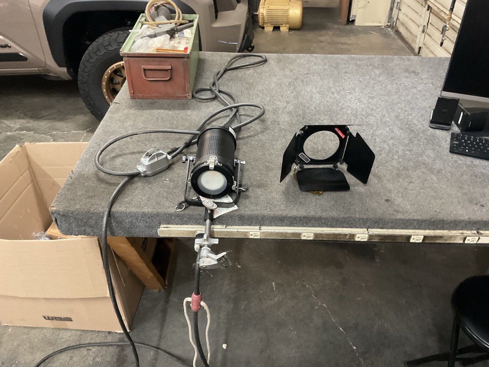 Mole Richardson Type 9161 100W Vari Mole Led Studio Light Barn Door Power Cable