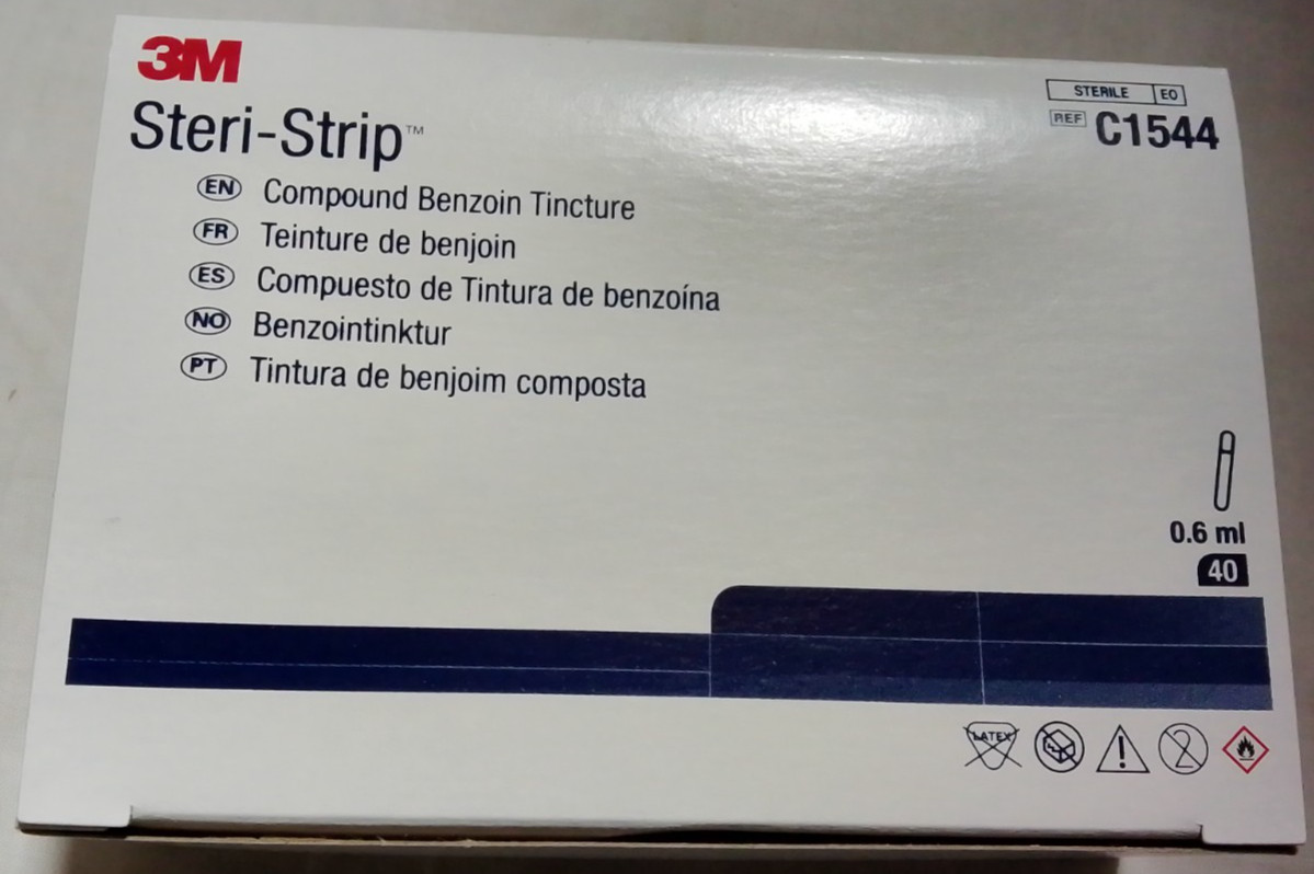 3M STERI-STRIP C1544 Compound Benzoin Tincture 0.6mL  40/BX Sterile 01/2029