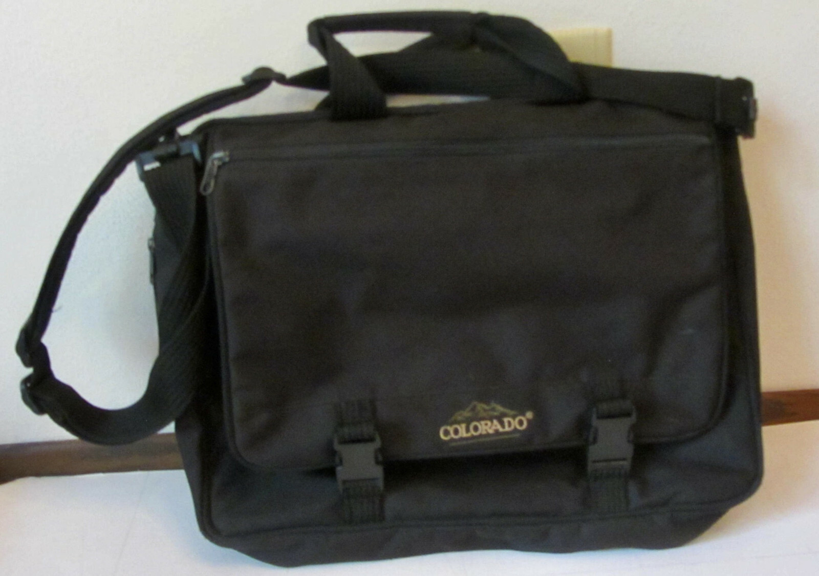 Colorado Black Canvas Laptop Computer BAG Pockets Shoulder Strap 16"