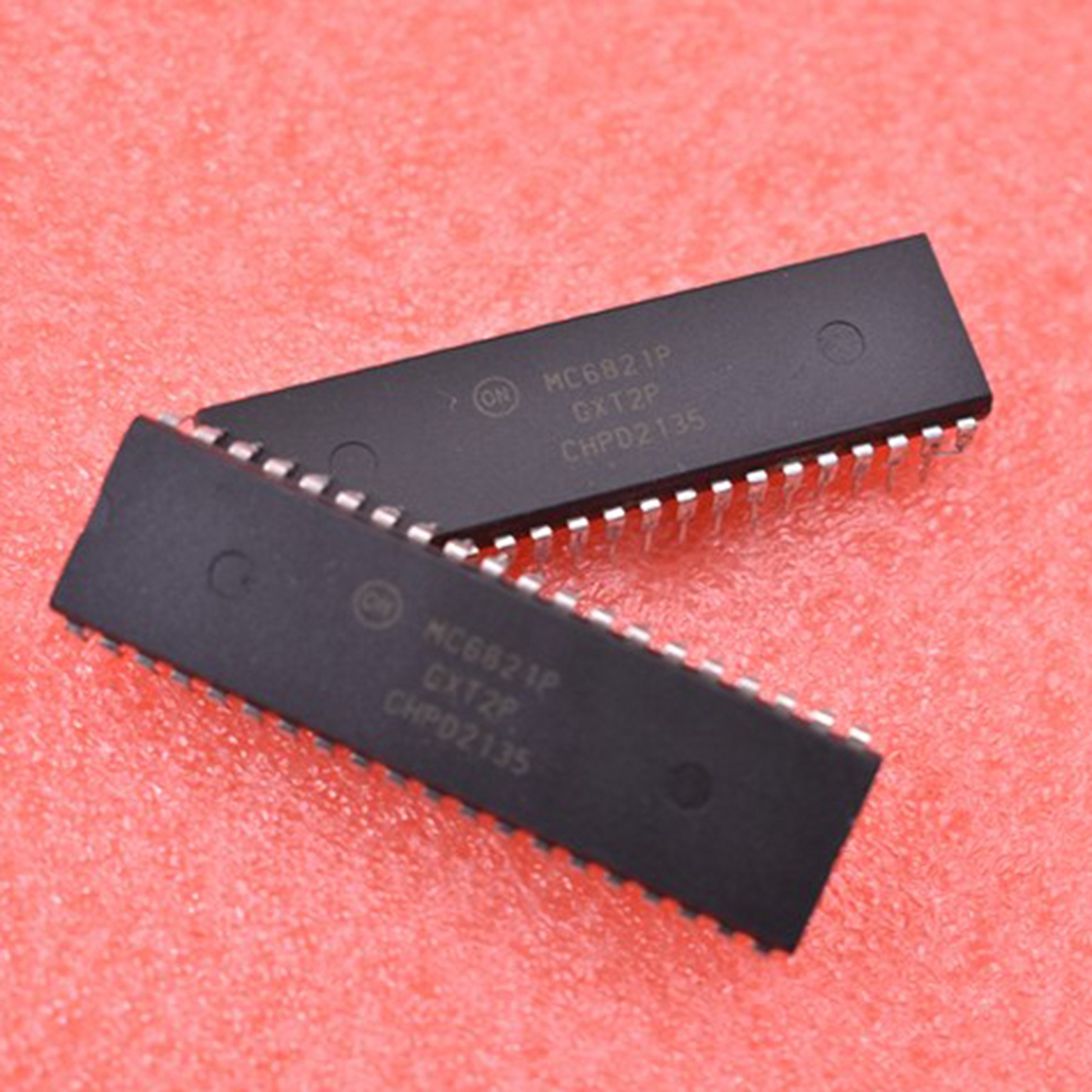 10PCS IC MC6821P MOTOROLA DIP40 NEW GOOD QUALITY D28