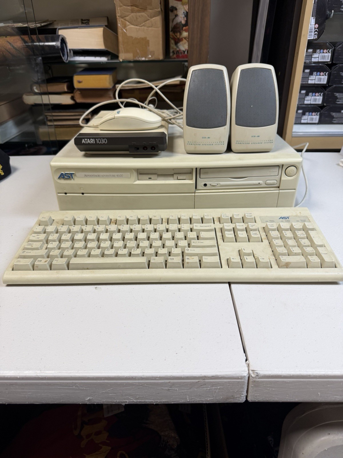 Vintage AST Advantage! Adventure 4100 Personal Computer PC Keyboard Mouse As Is