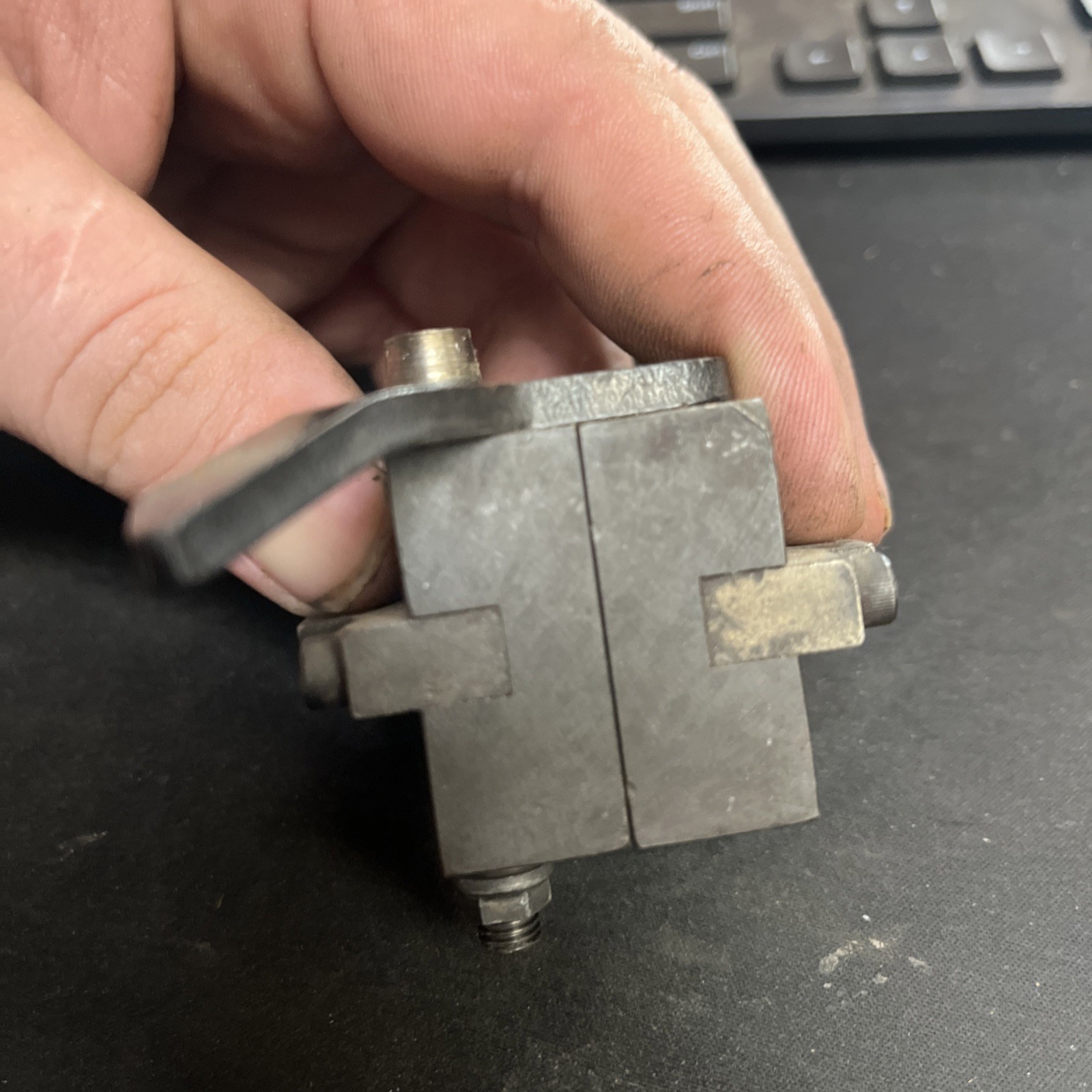 MAGMA ENGINEERING BULLET MOLD , 45-70 405 TCCRNFP 1 CAVITY