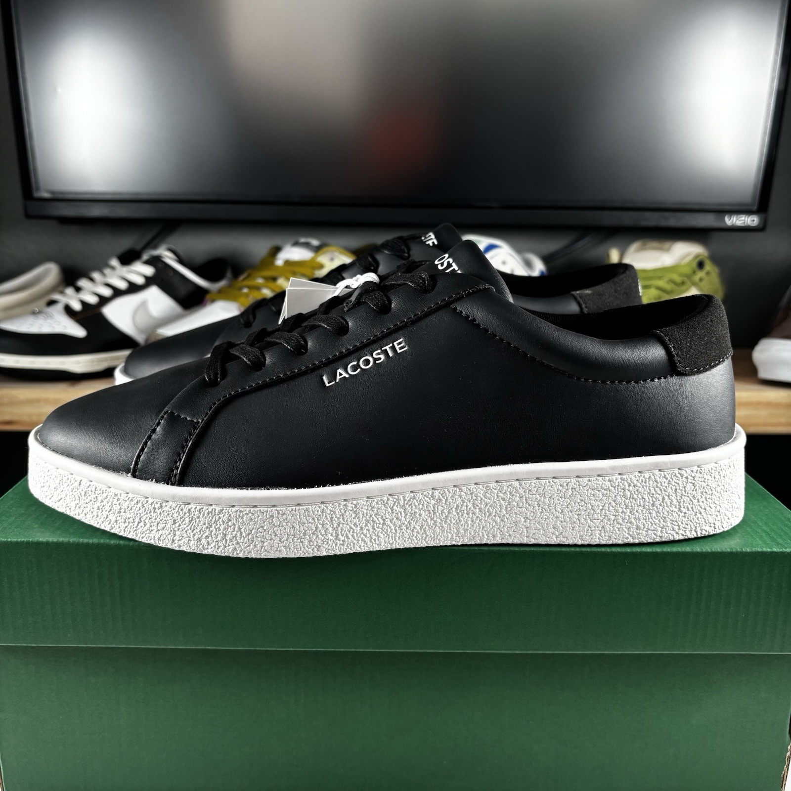 Sz 10 Lacoste Courtderby Leather Sneakers Mens Black White 749CMA0043312 NEW