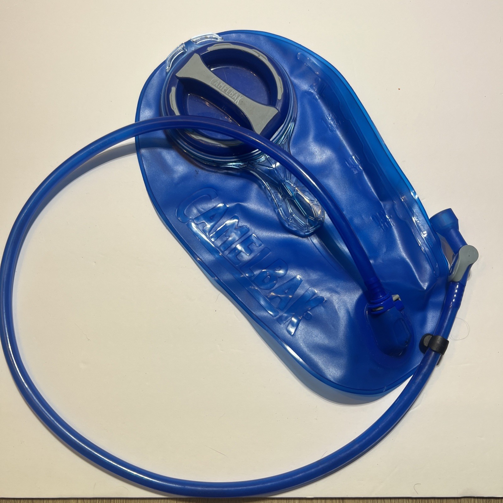CamelBak Crux Hydration Pack Replacement Reservoir Bladder Blue 70 OZ / 2 L