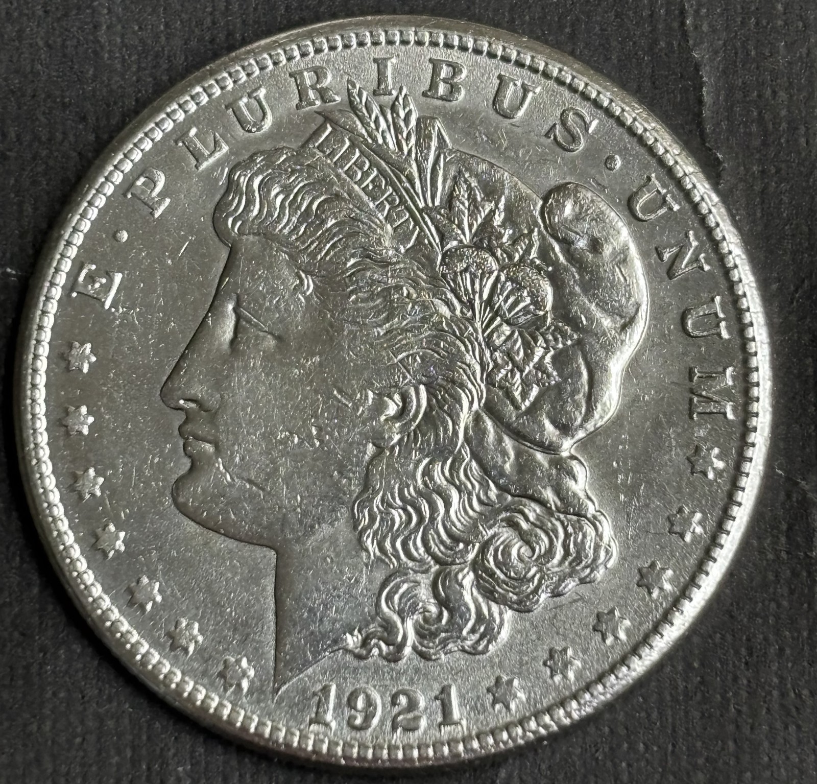 1921-S MORGAN DOLLAR - 90% SILVER - SAN FRANCISCO MINT - CIRCULATED-XF/AU