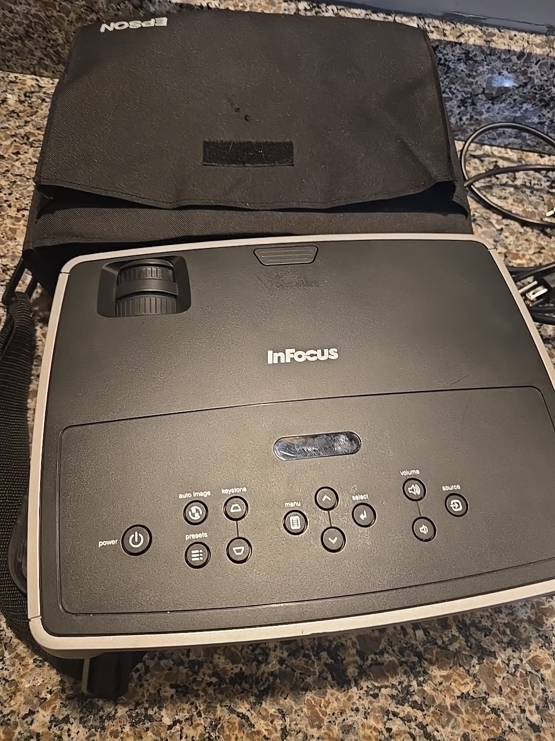 InFocus IN26+ W260 DLP Projector