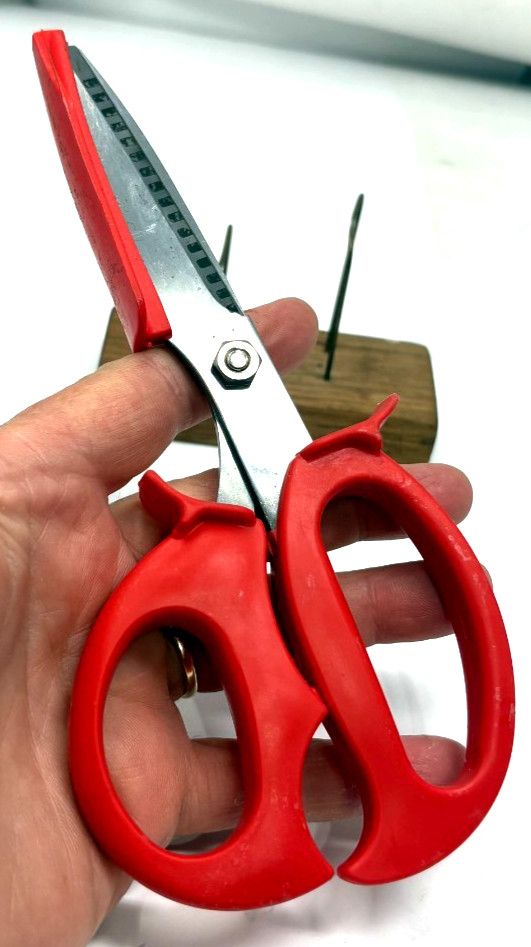 Seascissors #750 Kitchen Utensil Cooking Prep Sharp Lobster Crab Tool "SHARP"!!