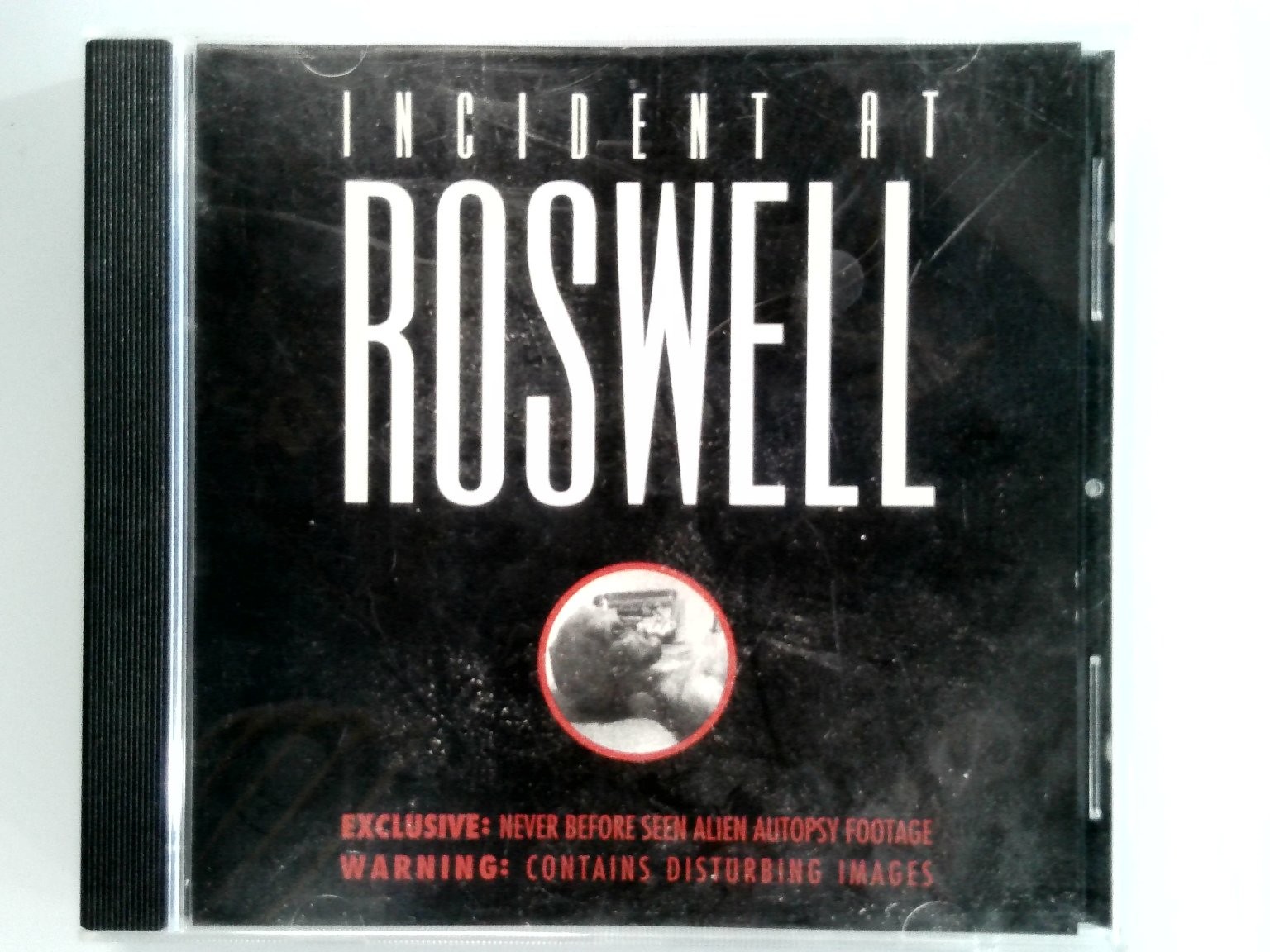 OmniMedia Incident at Roswell CD-ROM PC Mac Alien Autopsy Footage 1995