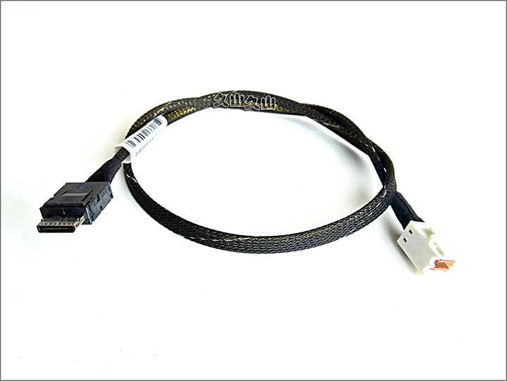 Supermicro CBL-SAST-0929 57cm OCuLink to MiniSAS HD Cable