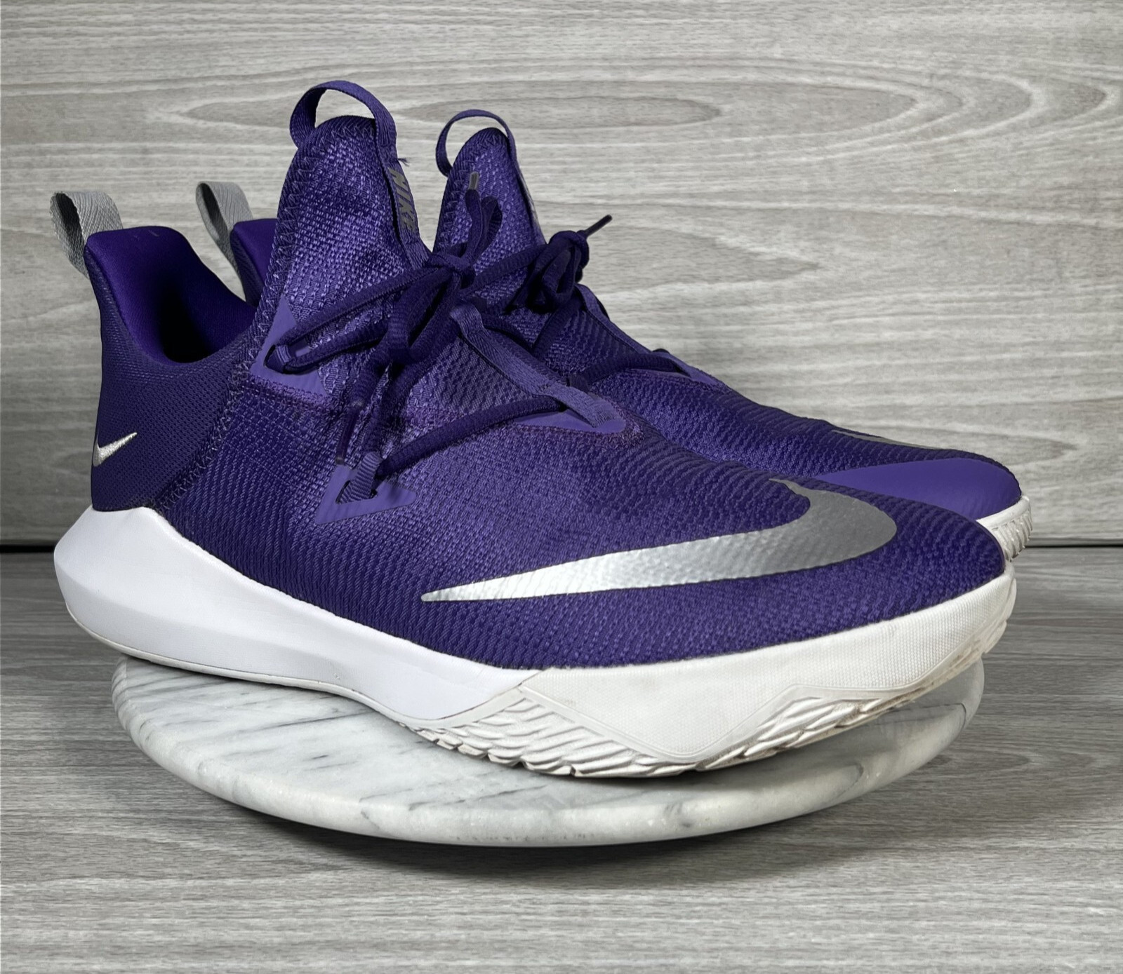 Nike Zoom Shift 2 Mens 13.5 Basketball Shoes Purple Low Top Athletic Sneakers