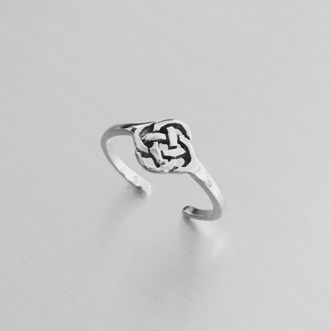 Sterling Silver Tiny Celtic Knot Toe Ring, Minimalist Rings, Love Knots Ring