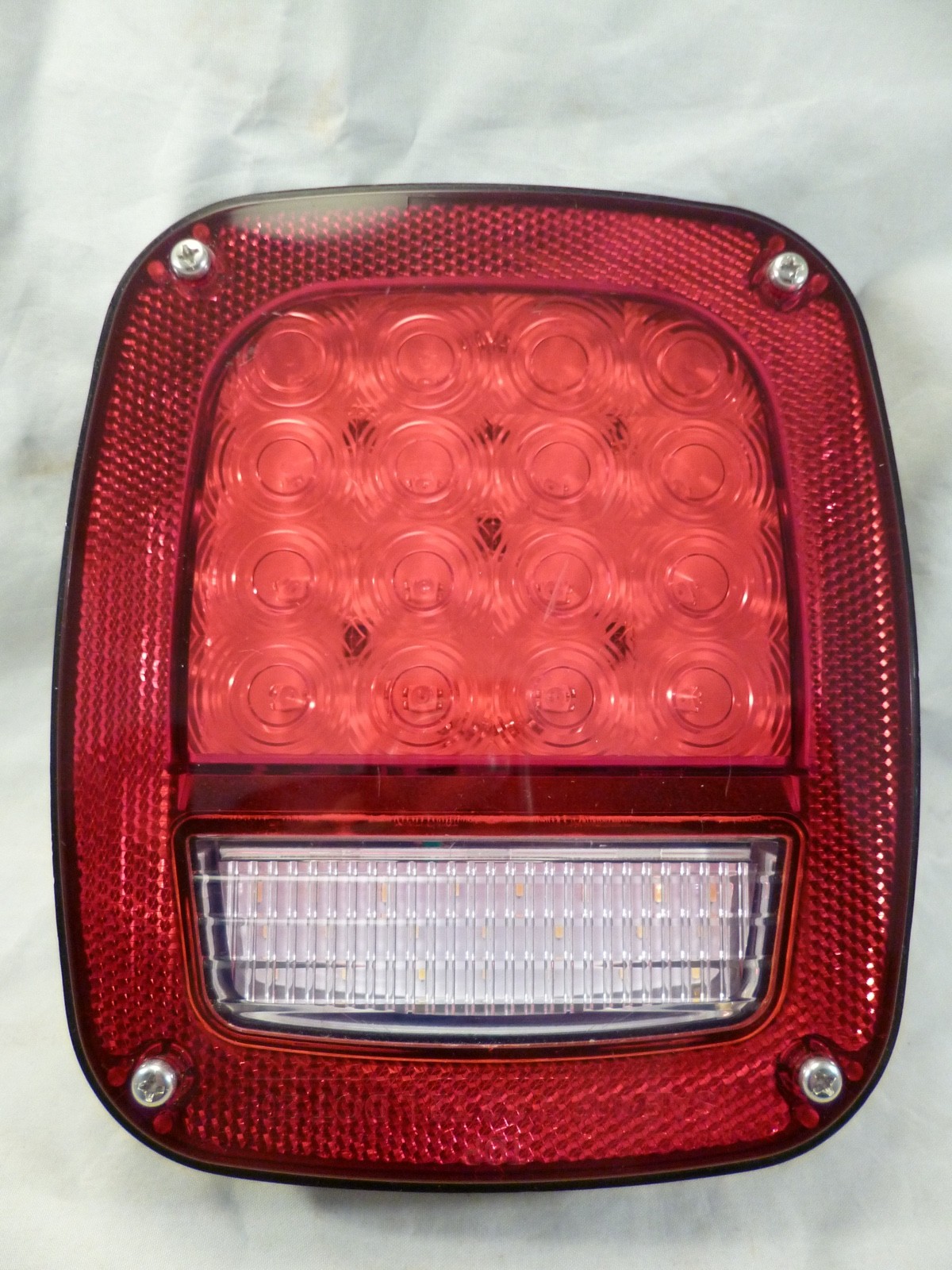 MAXXXIMA M42223L DRIVER SIDE LED TRUCK/JEEP TAIL LIGHT STOP TURN BACK-UP