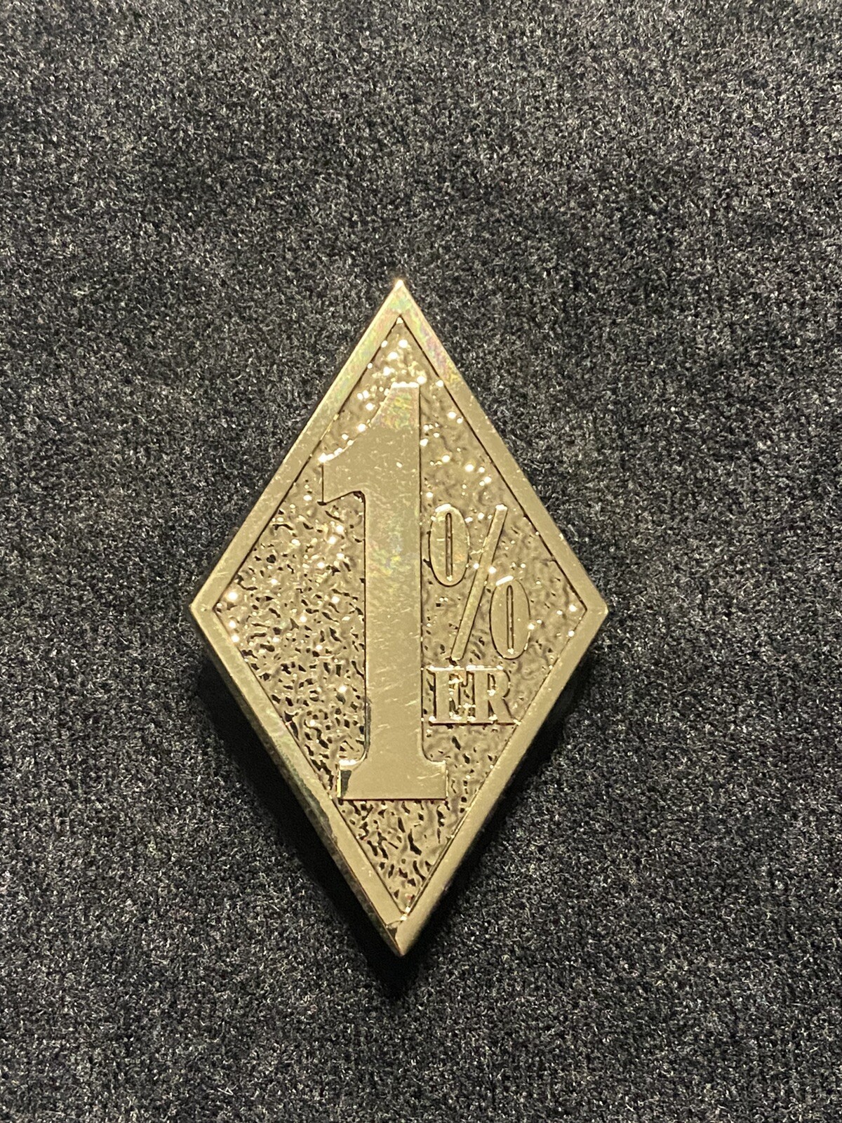 1% pin to screw gold
