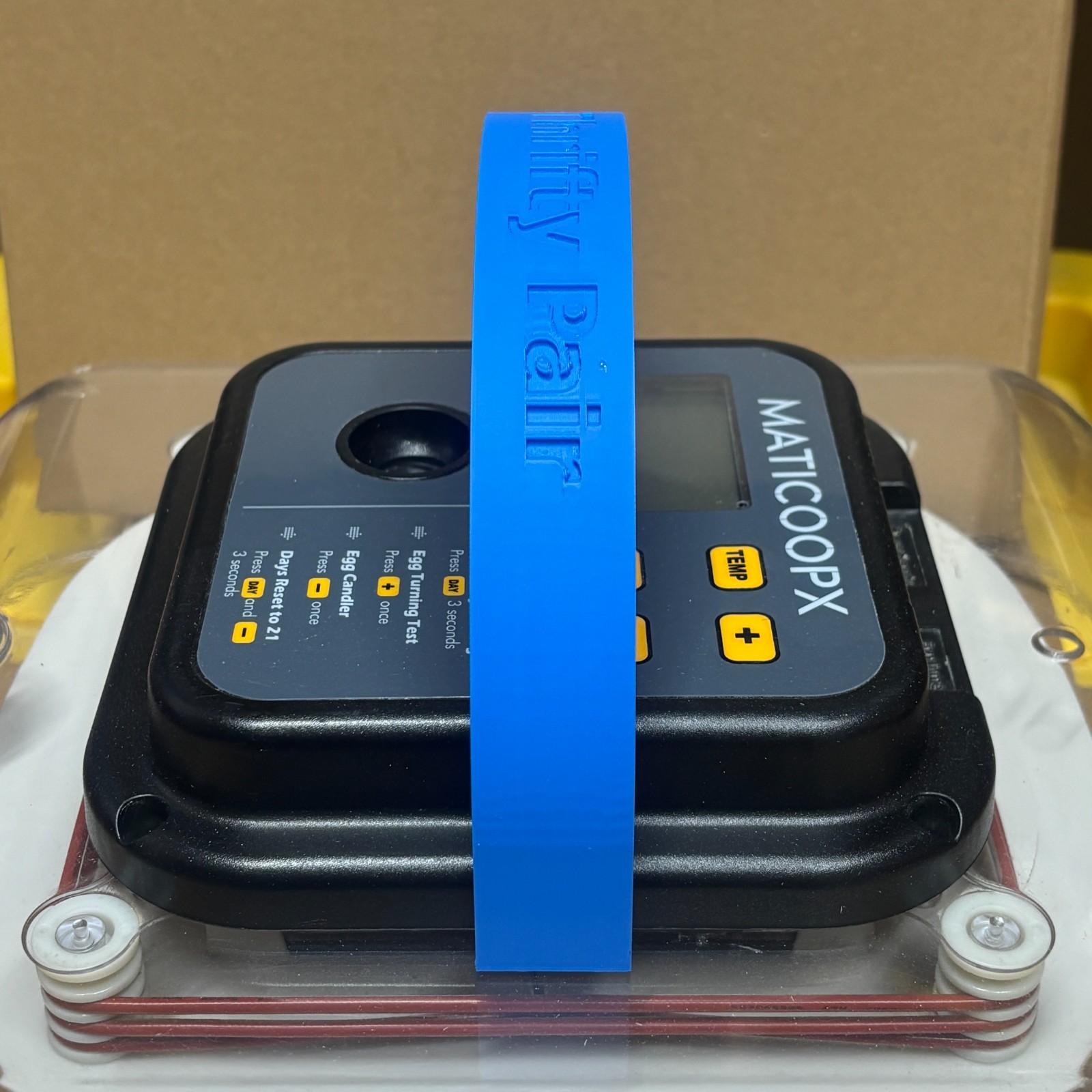 MaticoopX 30 Incubator Snap-On Carry Handle