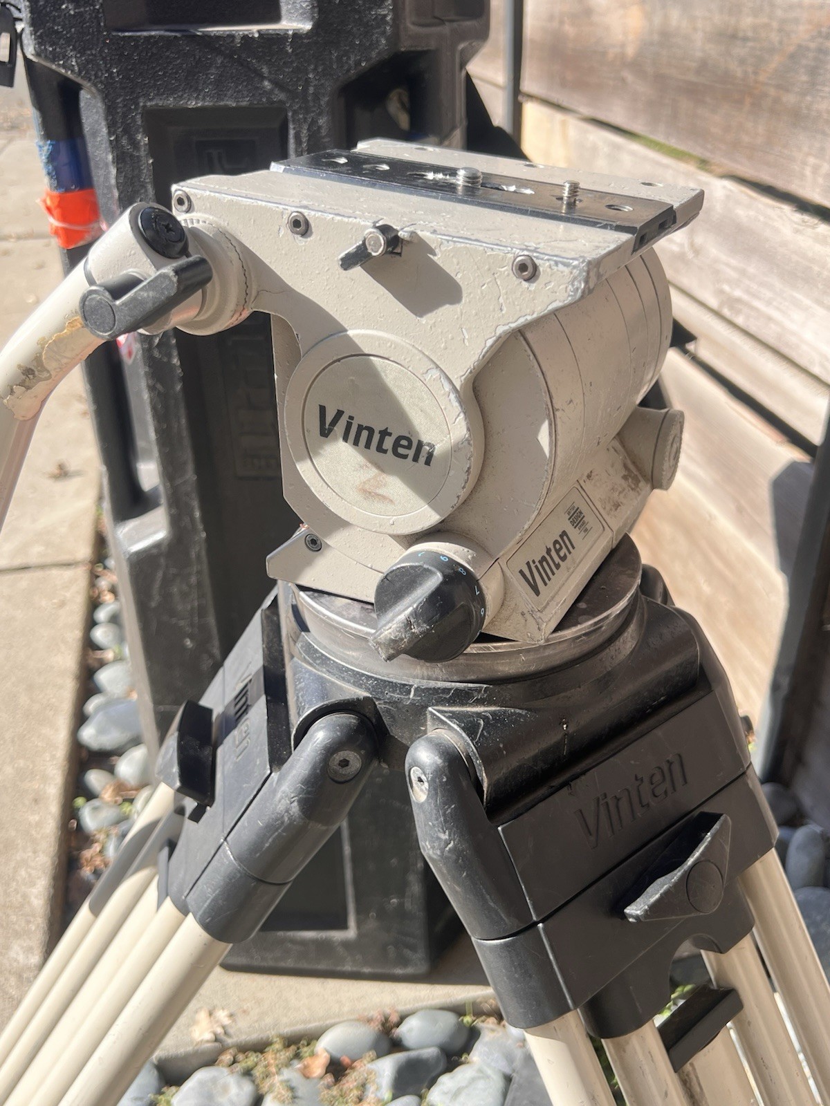 Used Vinten Vision 20 150mm Fluid Head Tripod 2 Stage