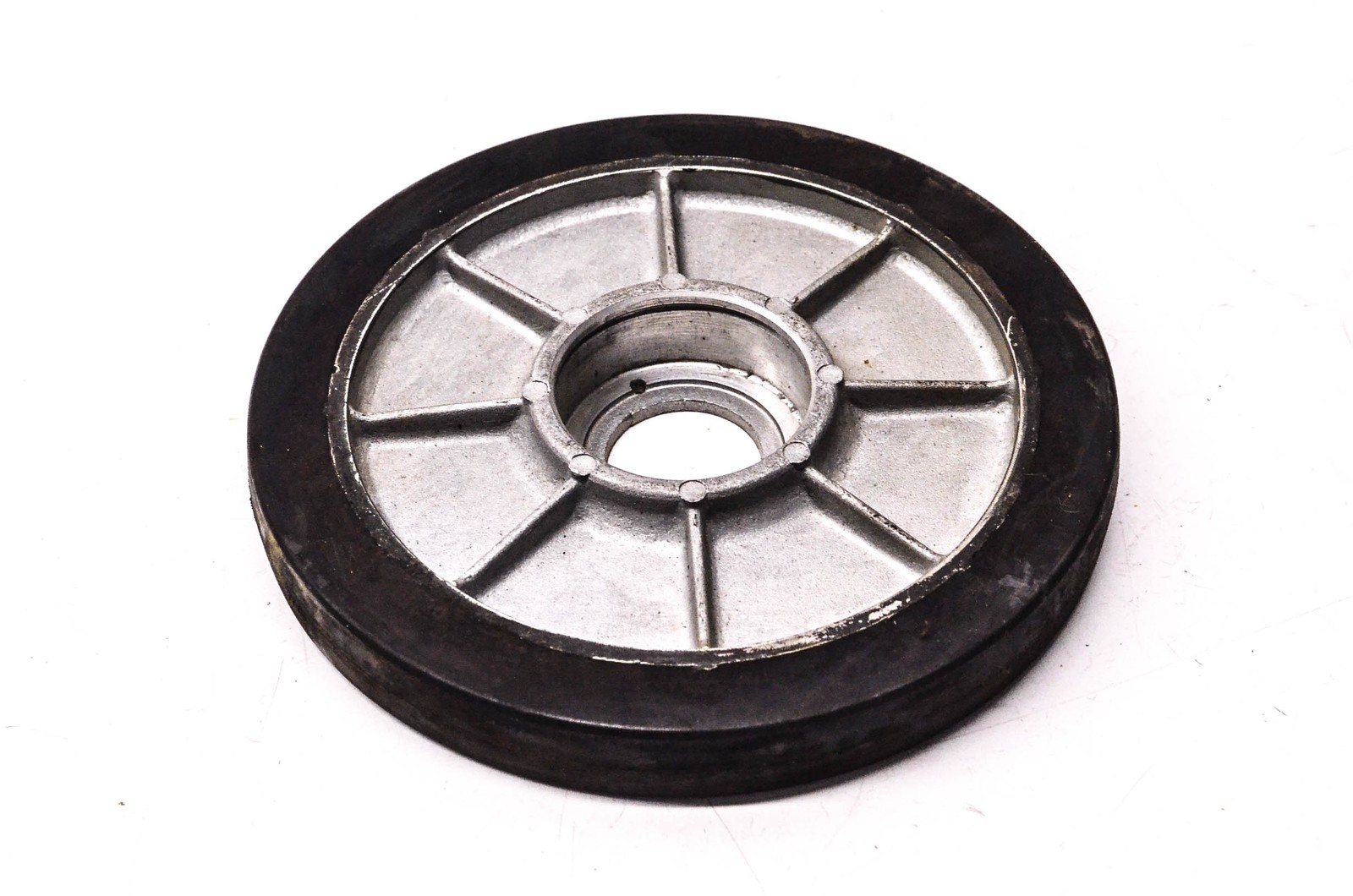 New OEM Yamaha 865-47535-00-00 Guide Wheel NOS