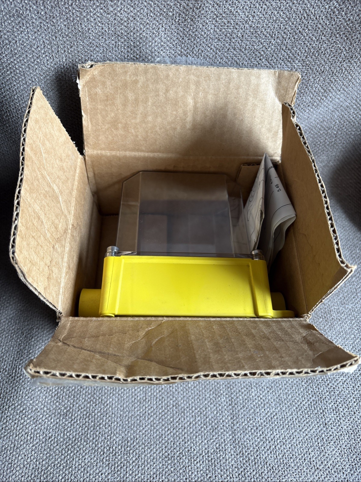 BANNER ENGINEERING BENC-4 26683 ENCLOSURE NEMA-4X CORROSION RESISTANT