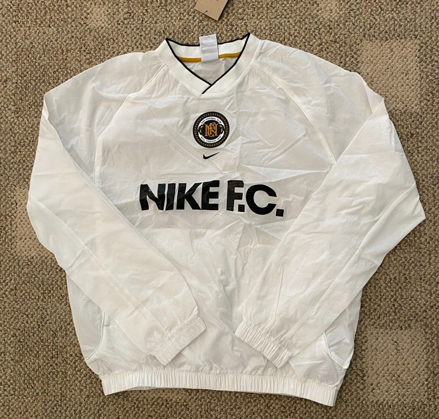 Nike Men's Size L FC Repel Long Sleeved Top Shirt Windbreaker White DQ5039-100