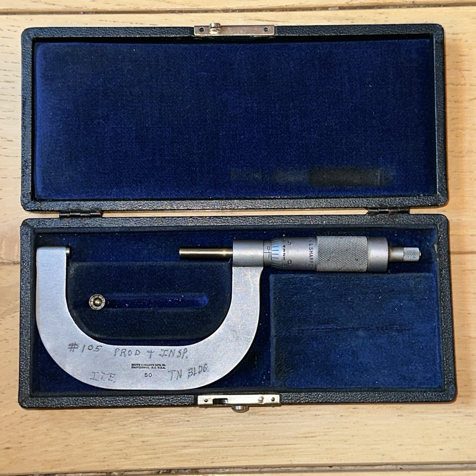 Vintage Brown Sharpe Micrometer 50 Machinist Precision Measurement Tool & Case