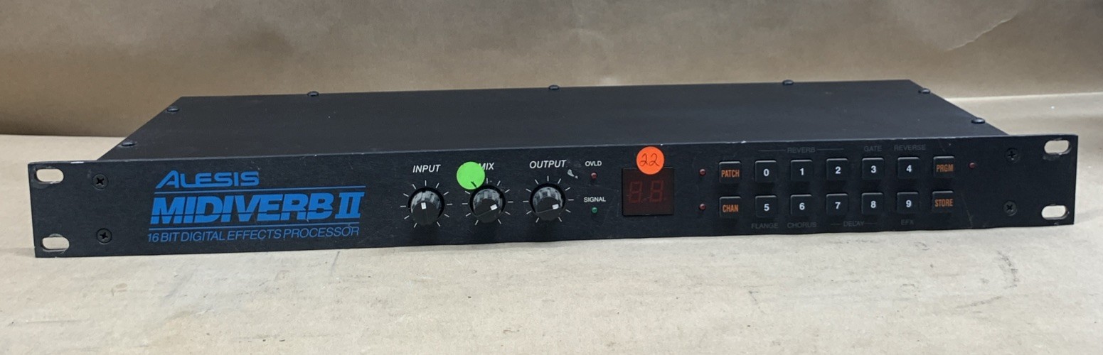 ALESIS MIDIVERB II 16 Bit Digital Effects Processor  No Adapter- TESTED WORKING