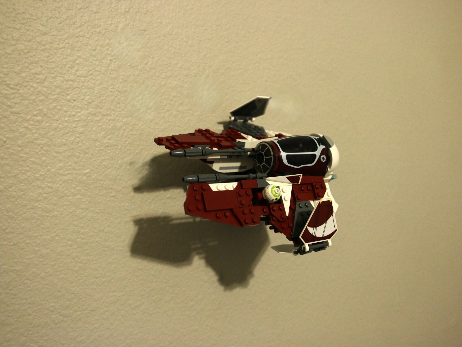 Ultimate Display Solutions wall mount for LEGO 75401 Ahsoka's Jedi Interceptor